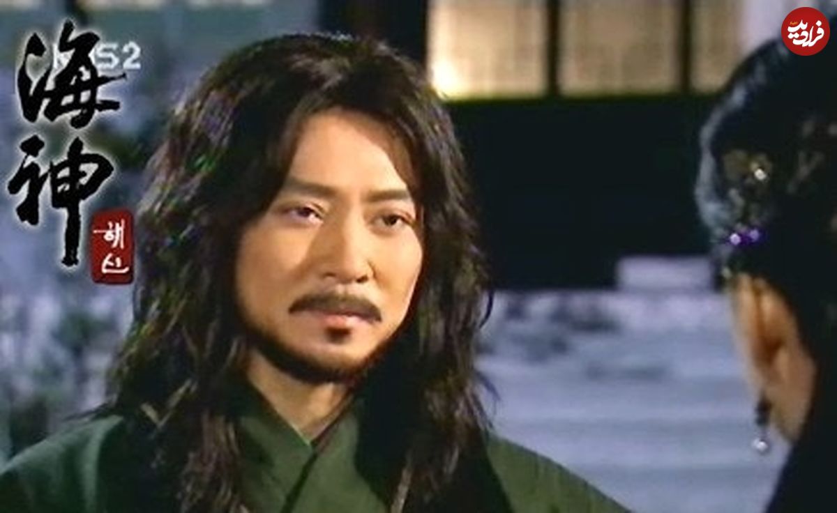 عکس| سفر زمان؛ چهرۀ «جانگ بوگو» (امپراتور دریا) در 63 سالگی در یک جشنواره