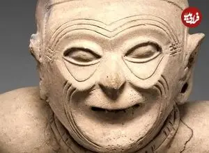 پیرمرد 2 هزارساله‌ای که دارد می‌نشیند؛ شاهکاری از یک تمدنِ ناپدید شده