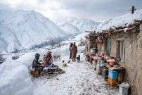 ببینید؛ غذای روستایی در افغانستان؛ پخت یک غذای سنتی با قارچ دنبلان