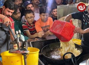 ببینید؛ غذای خیابانی در پاکستان؛ محبوب ترین سیب زمینی سرخ کرده در کراچی
