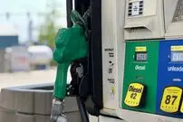 قیمت بنزین آمریکا در آستانه رکورد تاریخی!