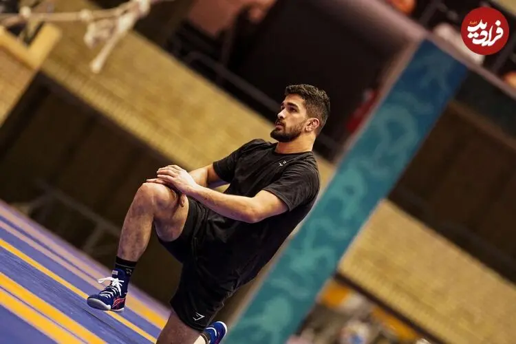 عکس| رونمایی از تیپ عجیب یزدانی