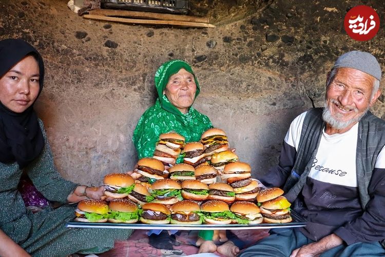 ببینید؛ غذای روستایی در افغانستان؛ پخت نان سنتی و  سیب زمینی سرخ شده با سالاد در غار