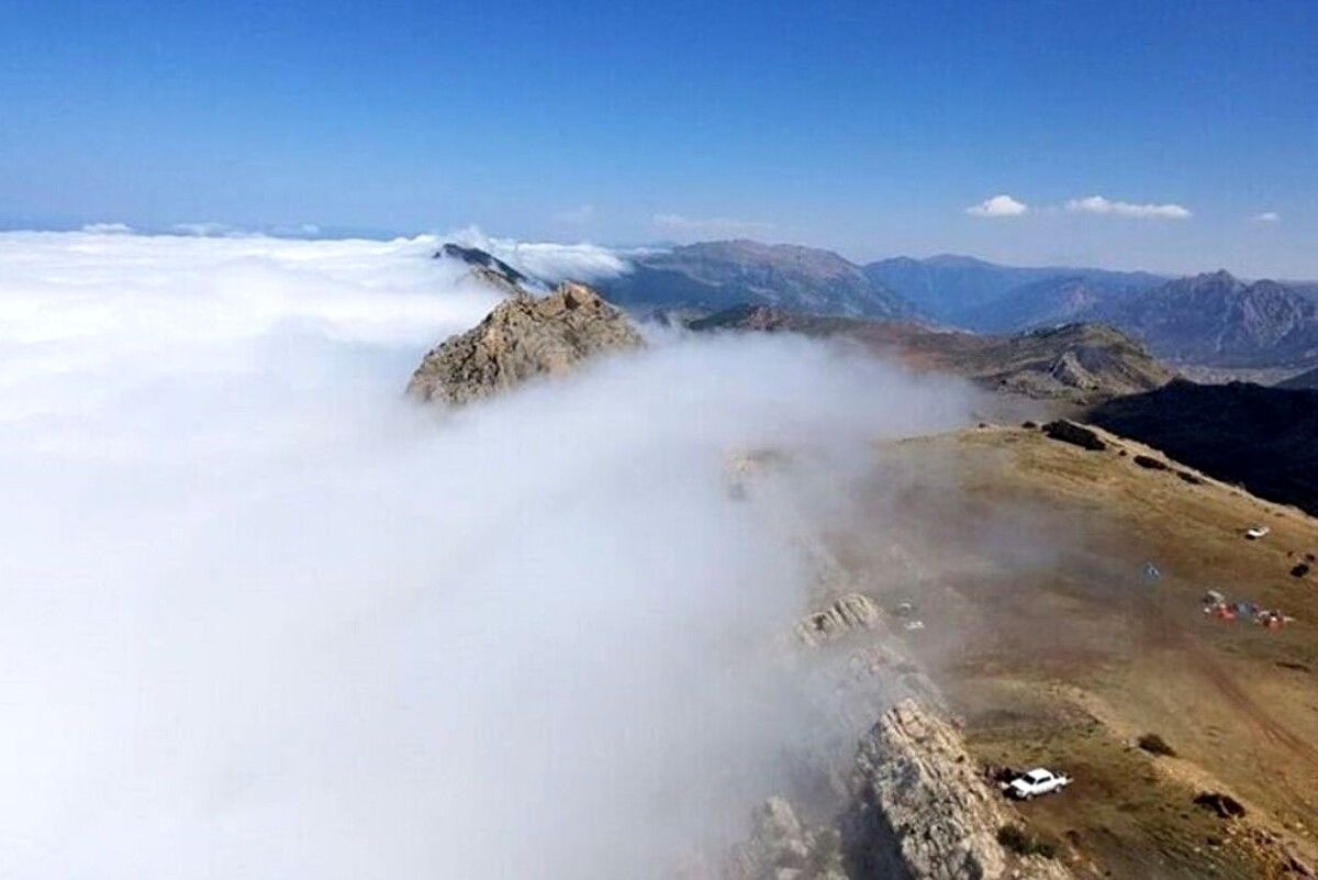 (ویدیو) آبشارِ ابر در مرزِ سمنان و مازندران! 