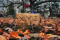 ماجرای 125 سالۀ قبری به نام «XYZ»