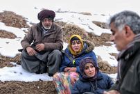 عکس| سفر در زمان؛ «روژان» سریال نون خ در یک کتابفروشی در 34 سالگی؛ سال 1400
