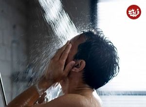 ببینید؛ حمام اجباری جوان ۲۳ ساله ترک پس از سه سال با دستور مقامات دولتی!