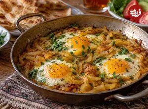 طرز تهیه نیمرو پیاز با پیاز طلایی؛ ساده و خوش‌طعم