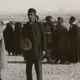 عکس| سفر زمان، اصفهانی‌ها در حال تماشای هواپیمای آلمانی؛ 100 سال قبل