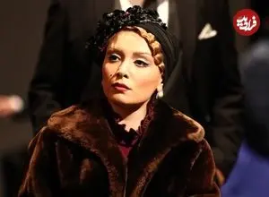 عکس| سفر زمان؛ ژست جالب «فرناز رهنما» روی صحنه تئاتر؛ سال 91