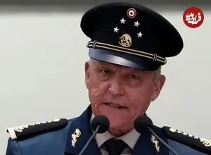 ببینید| بغض وزیر دفاع مکزیک پس از وقوع جنگ داخلی