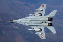 ببینید؛  تصاویر پرواز میگ ۲۹ بر فراز تهران