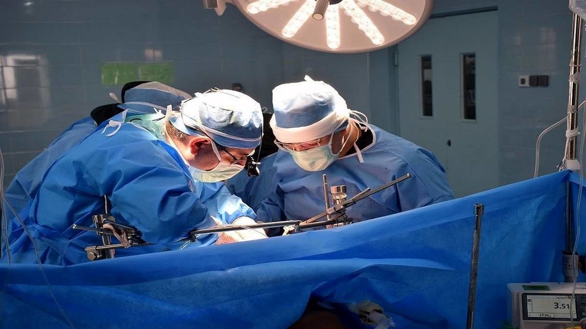 فوت دختر ۲۵ ساله در سنندج پس از عمل؛ ۳ عمل در ۳ روز