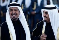 عکس؛ سفر در زمان؛ استقبال «پادشاه چهارم عربستان از ملکه الیزابت در فرودگاه»؛ سال 57