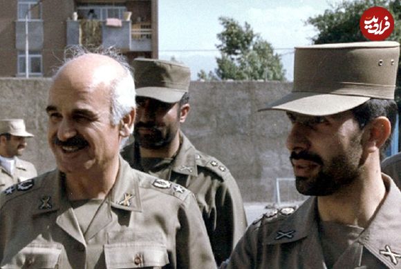 عکس؛ سفر در زمان؛ «صیاد شیرازی در حال گفتگو با محسن رضایی»؛ دهه 60