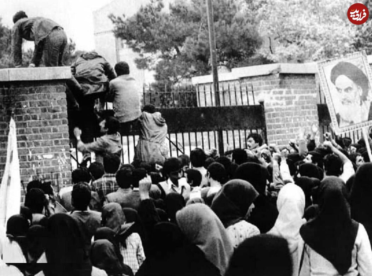 عکس؛ سفر در زمان؛ از ساعت ۱۱ تا ۱۸ روز ۱۳ آبان ۱۳۵۸ در سفارت امریکا چه گذشت؟ 