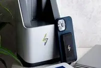 گوشی‌ها دیگر فقط سریع‌تر شارژ نمی‌شوند؛ از شارژ چنددقیقه‌ای تا باتری‌های غول‌پیکر