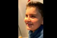 (ویدئو) خلبان هواپیما، پسر نابغه ایرانی را سورپرایز کرد