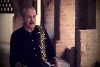 ببینید؛ عصبانیت آقای بازیگر از یک طرفدار در مراسم ختم: چرا فیلم می‌گیری؟