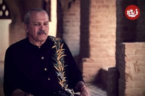 ببینید؛ عصبانیت آقای بازیگر از یک طرفدار در مراسم ختم: چرا فیلم می‌گیری؟