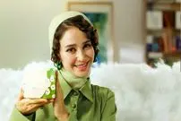 عکس| سفر زمان؛ چهرۀ «الناز حبیبی» 27 ساله در اکران «زاپاس»؛ 10 سال قبل