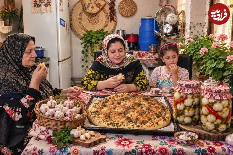 ببینید| غذای روستایی در ایران؛ پخت نان سیر خانگی و تهیه سیر ترشی در روستایی زیبا
