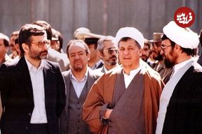 عکس؛ سفر در زمان؛ «هاشمی رفسنجانی، در حال زیارت زیارت مرقد حضرت محمد(ص)؛ دهه 80