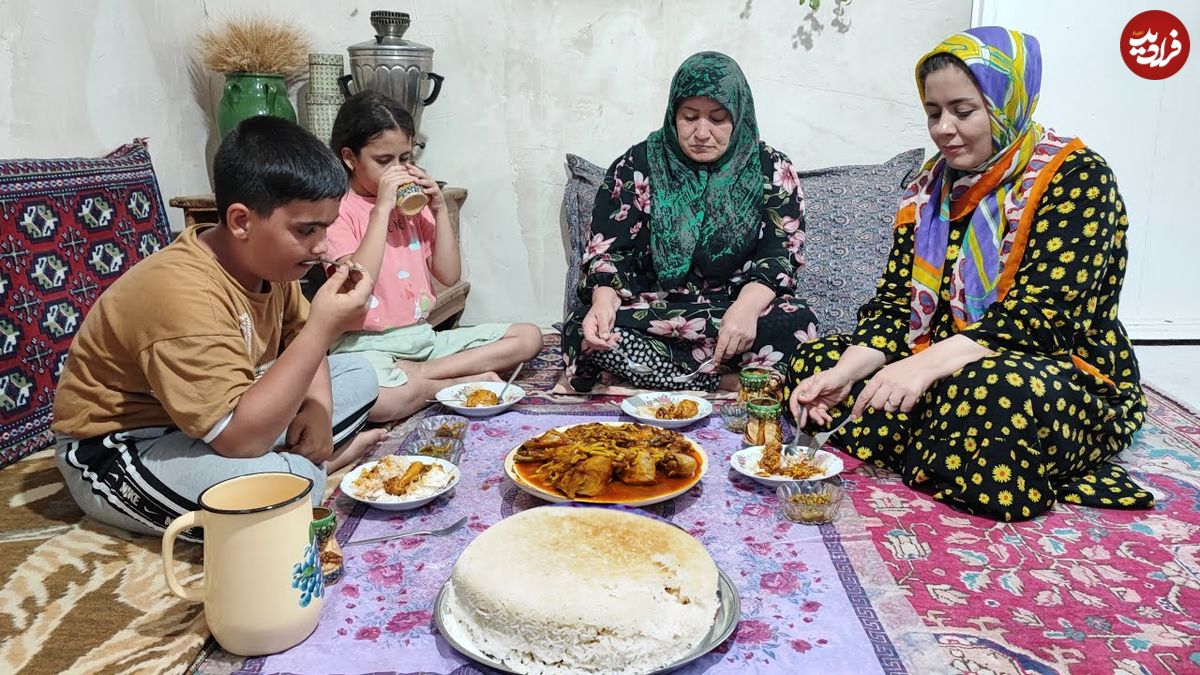 ببینید؛ غذای روستایی در ایران؛ پخت خورشت خلال به روش یک بانوی روستایی