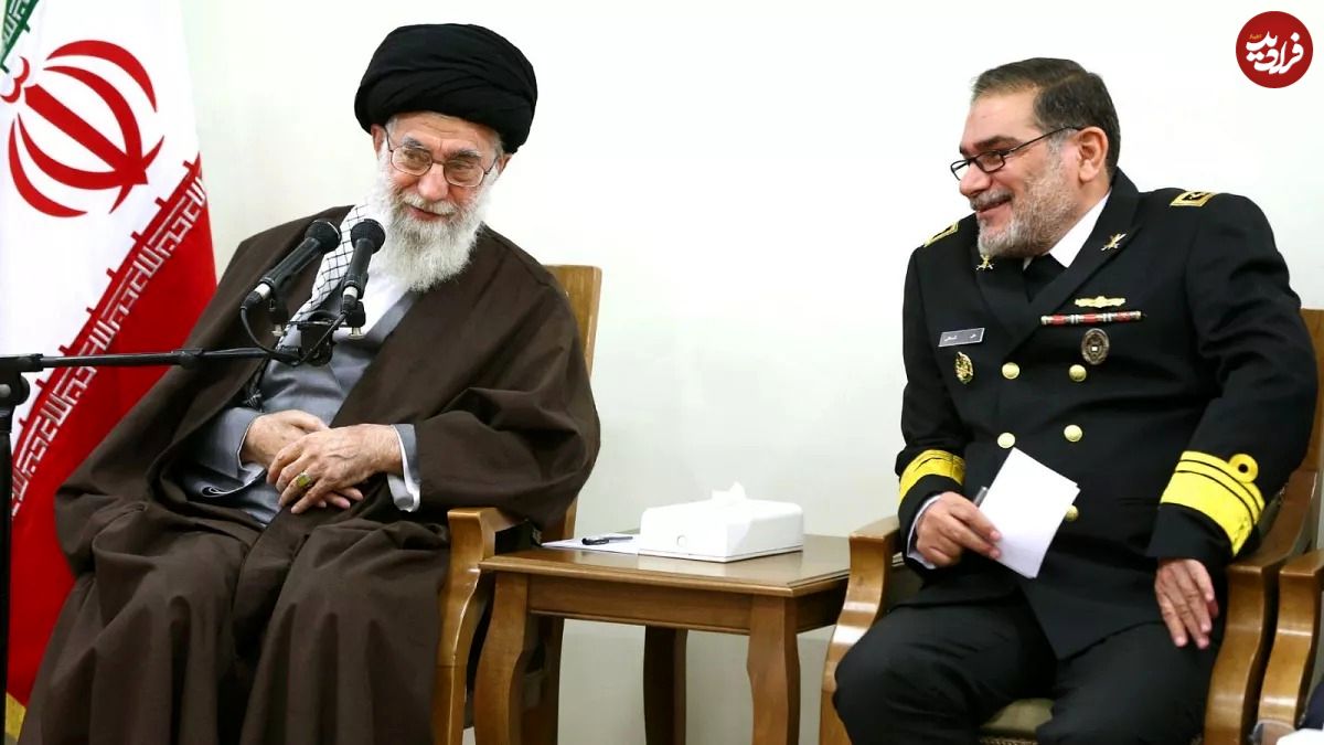 عکس؛ سفر در زمان؛ «شمخانی، رحیم صفوی و محسن رضایی» در یک نشست نظامی؛ دهه 60