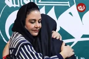 عکس| سفر زمان؛ «مریلا زارعی و آناهیتا همتی» در پشت‌صحنه »دبیرستان خضرا»؛ 30 سال قبل