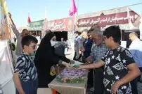 (ویدیو) پذیرایی کشیش آشوری از زوار اربعین در موکب مسیحیان ارامنه
