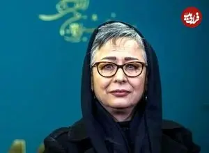 عکس| سفر در زمان؛ «آزیتا حاجیان» در 42 سالگی و در پشت صحنه یک تئاتر؛ سال 78