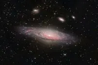 تصویر روز ناسا: NGC 7331 و کهکشان‌های دورتر