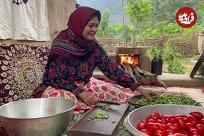 ببینید؛ غذای روستایی در ایران؛ تهیه کنسرو گوجه فرنگی و لوبیا سبز برای فصول سرد