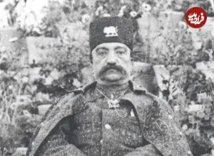 عکس| سفر زمان؛ عکس یادگاری ناصرالدین شاه در بین گلدان‌های کاخ شهرستانک