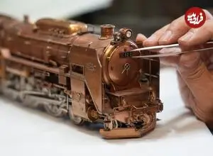 ببینید| مراحل دیدنی ساخت یک قطار اسباب بازی توسط استاد ژاپنی