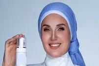 عکس| سفر زمان؛ «گلوریا هاردی» و همسرش «ساعد سهیلی» در حرم امام رضا (ع)