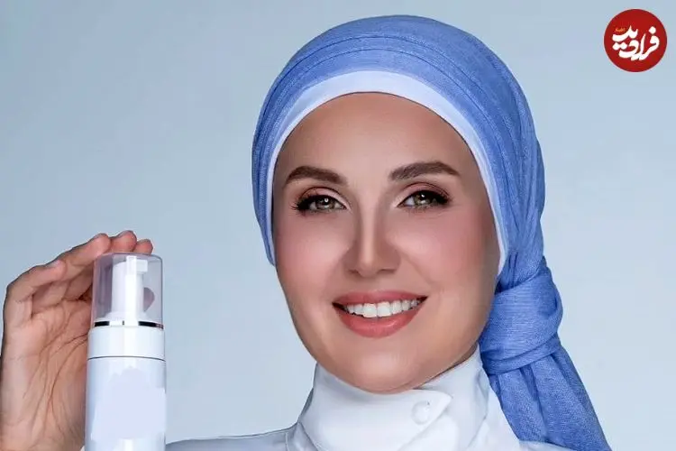 عکس| سفر زمان؛ «گلوریا هاردی» و همسرش «ساعد سهیلی» در حرم امام رضا (ع)