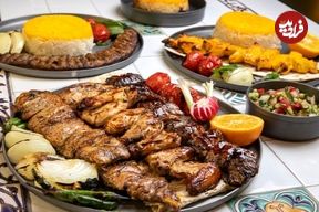 عکس؛ سفر در زمان؛ منوی یک رستوران در تهران در تابستان ۹۸ جلب توجه کرد