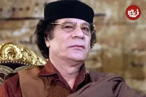 عکس| سفر در زمان؛ «معمر قذافی» در مراسم بزرگداشت بیست و پنجمین سالگرد انقلاب در لیبی؛ سال 1364