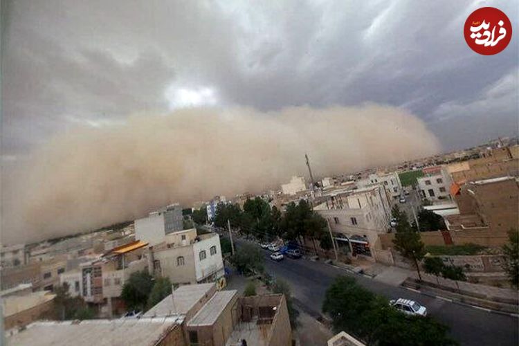 (ویدیو) تصاویر لحظه ورود طوفان وحشتناک به استان تهران