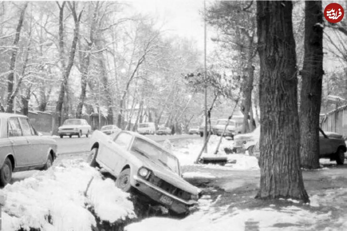 عکس؛ سفر در زمان؛ برف سنگین تهران در سیزدهم آذر ۶۲ سال پیش