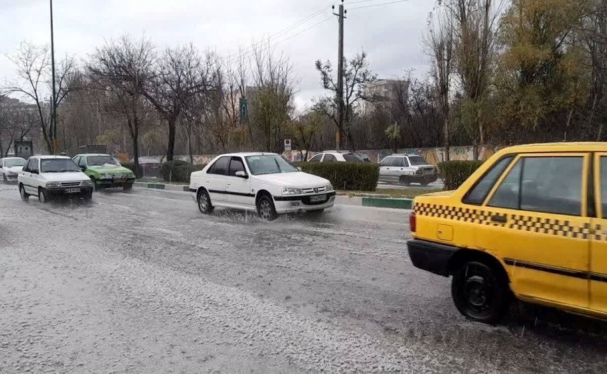 (ویدیو) این شهر در ایران امروز کاملا سفیدپوش شد!
