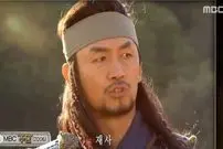 عکس| سفر زمان؛ چهرۀ «مشاور جوسا» 13 سال بعد از سریال «جومونگ» در یک مراسم رسمی