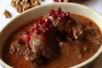 ( ویدئو) واکنش جالب یک خارجی به خورشت فسنجان