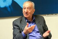 سفر به ایران قدیم؛ ماجرای شرکت در فستیوال جوانان بخارست؛ مصدق را بازی امپریالیسم در ایران می‌دانستیم