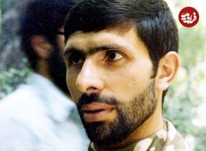 عکس؛ سفر در زمان؛ «وداع خانواده شهید صیاد شیرازی با پیکر او»؛ سال 78