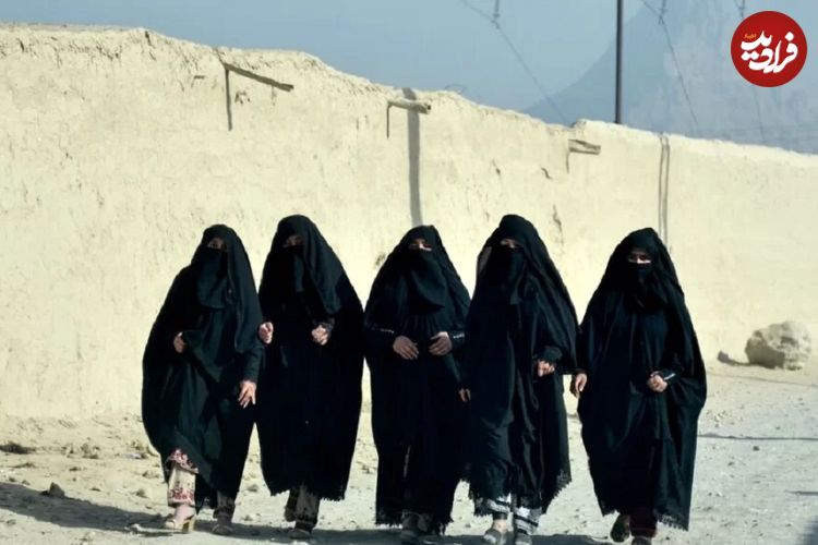ببینید؛ آتش زدن بیش از دو هزار کیلو موی زنان به دستور رهبر طالبان