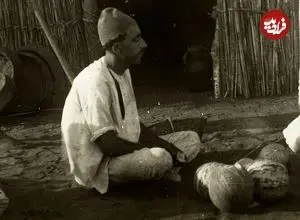 عکس| سفر زمان؛ کشاورزان عهد قاجار در حال نماز خواندن، هندوانه خوردن و قلیان کشیدن