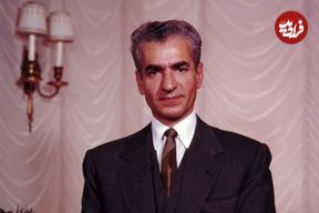 عکس| سفر در زمان؛ «محمدرضا پهلوی» در حال ورود به مراسم عروسی‌اش در کاخ مرمر تهران؛ سال 1329